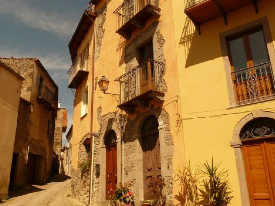 santu lussurgiu borgo medioevale