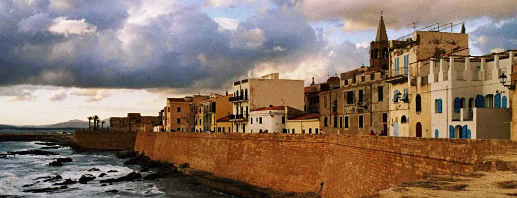 ALGHERO: la città ITALIANA in cui si parla CATALANO (con sottotitoli) 