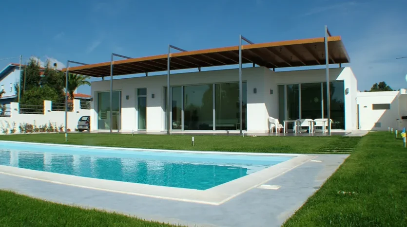 villa Tiria with swimming pool
